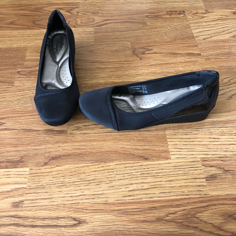 Women’s dress shoes